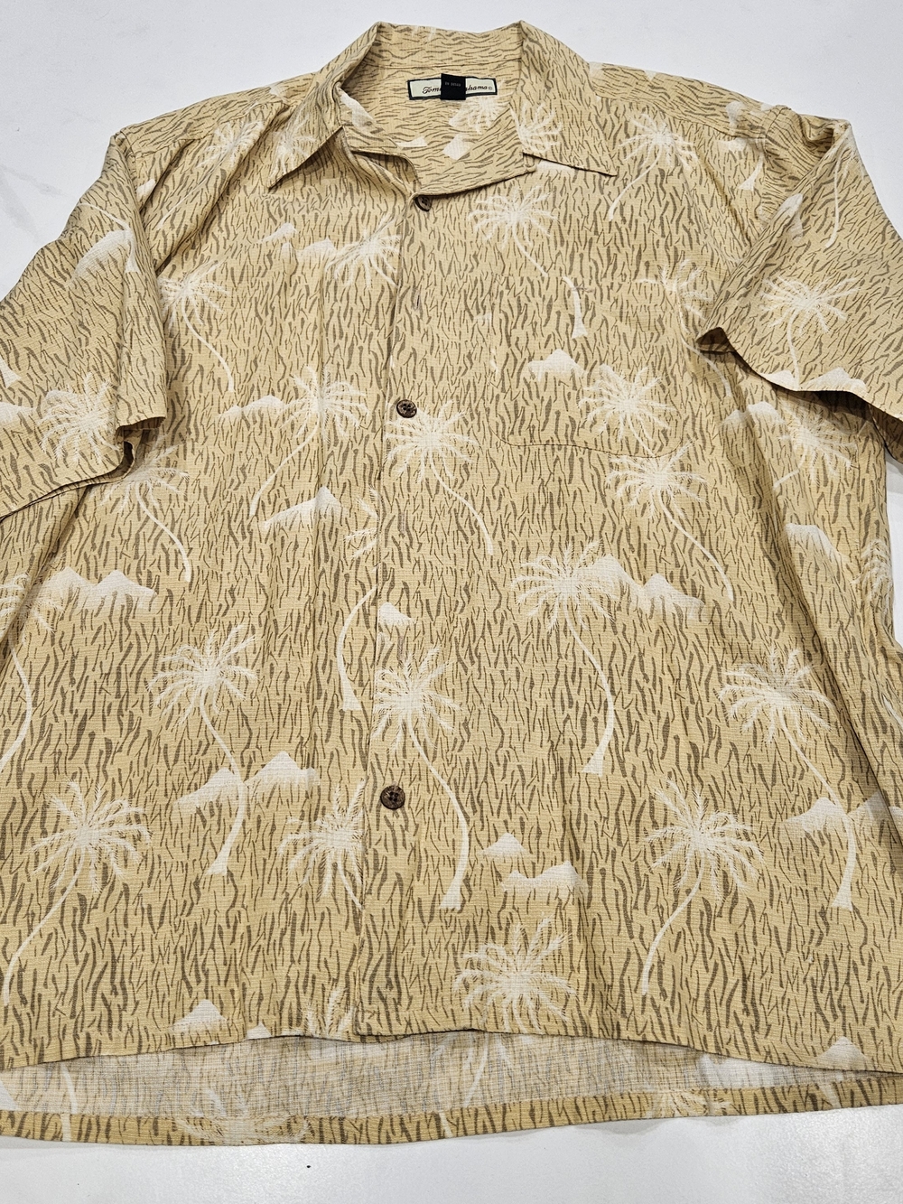 100% Silk Tommy Bahama Gold and White Palm-Logo Silk Shirt
